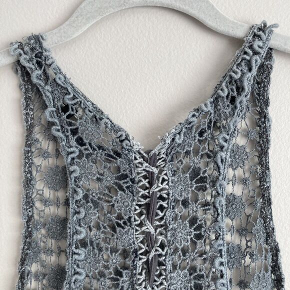 POL Womens Gray Crochet Tank Top Open Back Size Medium Girly Boho Festival - Picture 7 of 11